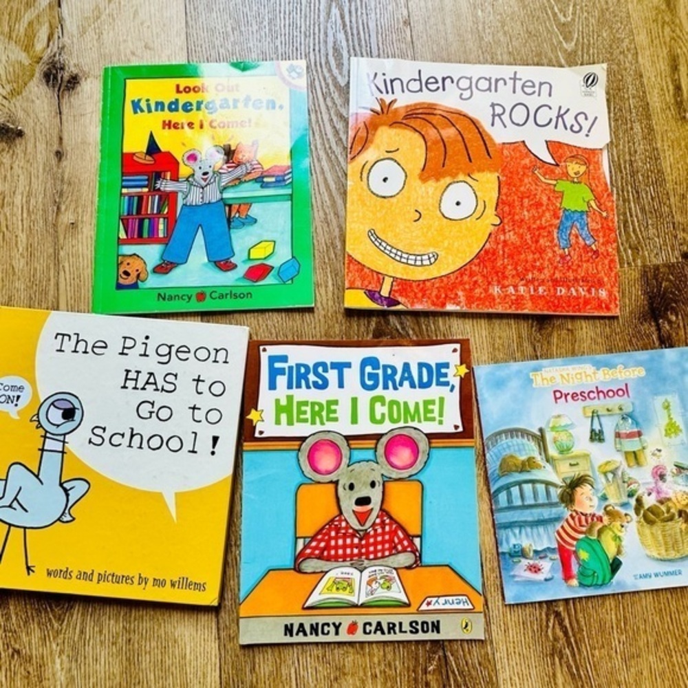 Kids 5 Book Bundle//Theme: Going to School